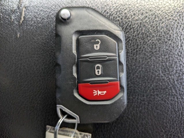 Used 2019 Jeep Wrangler Sport AWD/4WD image 33