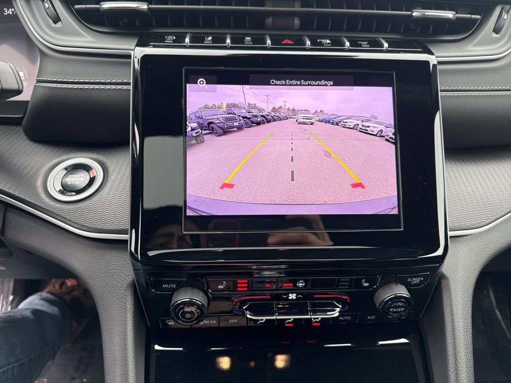 Certified 2025 Jeep Grand Cherokee L Laredo w/ Luxury Tech Group I image 13