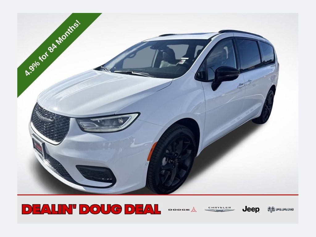 New 2026 Chrysler Pacifica Limited image 1