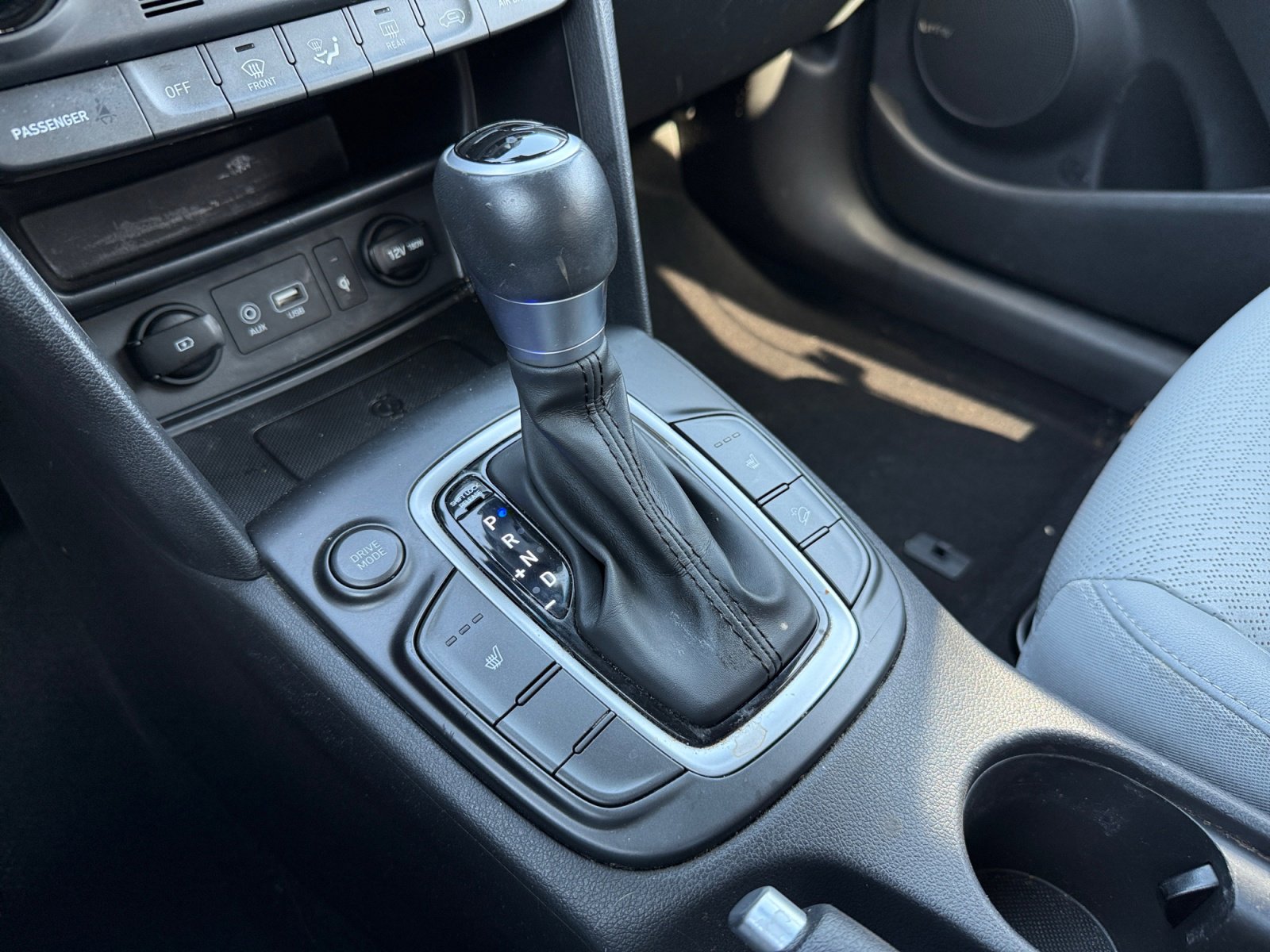 Used 2020 Hyundai Kona Limited FWD image 18