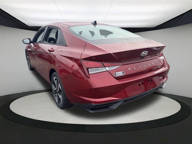 Used 2023 Hyundai Elantra SEL w/ Convenience Package image 8