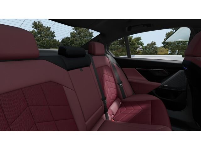 New 2026 BMW 540i xDrive w/ M Sport Package AWD/4WD image 12