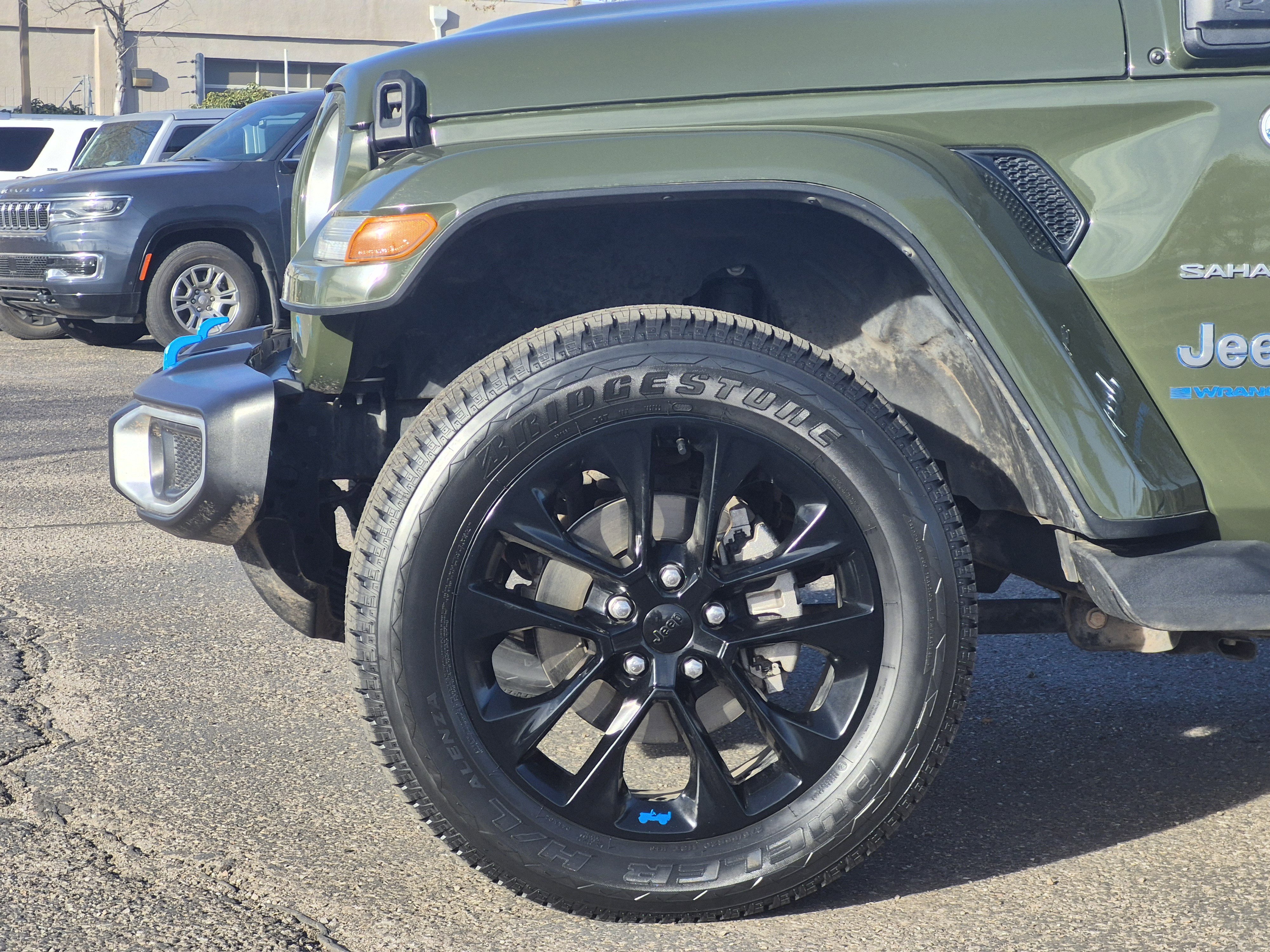 Used 2023 Jeep Wrangler Sahara 4xe image 10