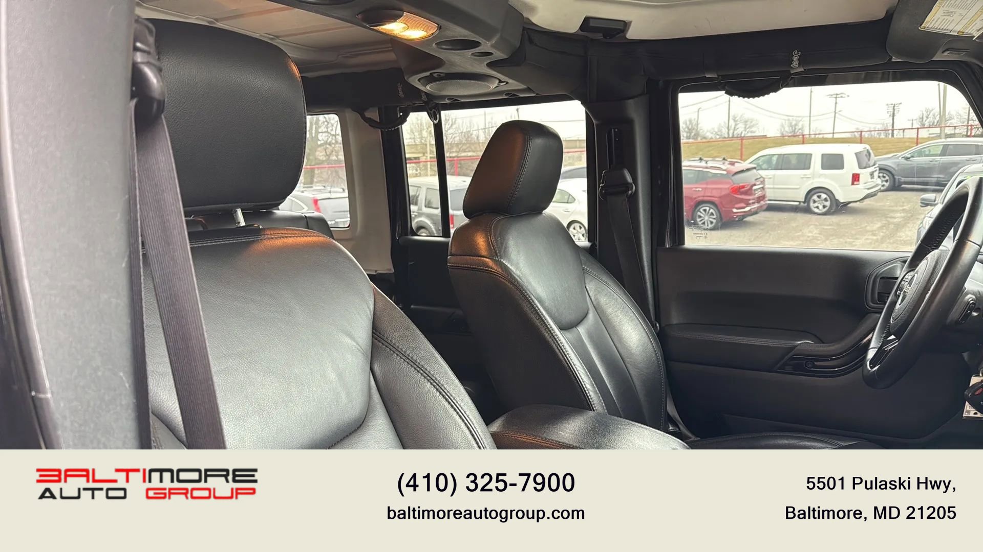 Used 2014 Jeep Wrangler Unlimited Sahara image 29