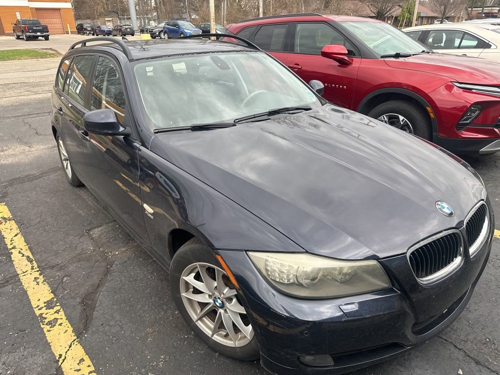 Used 2010 BMW 328i xDrive Wagon image 7
