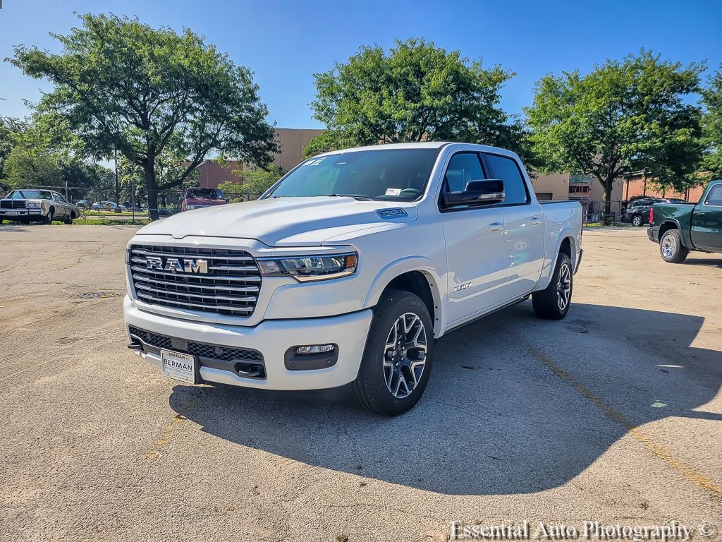 New 2027 RAM 1500 Laramie w/ Laramie Preferred Package AWD/4WD image 8