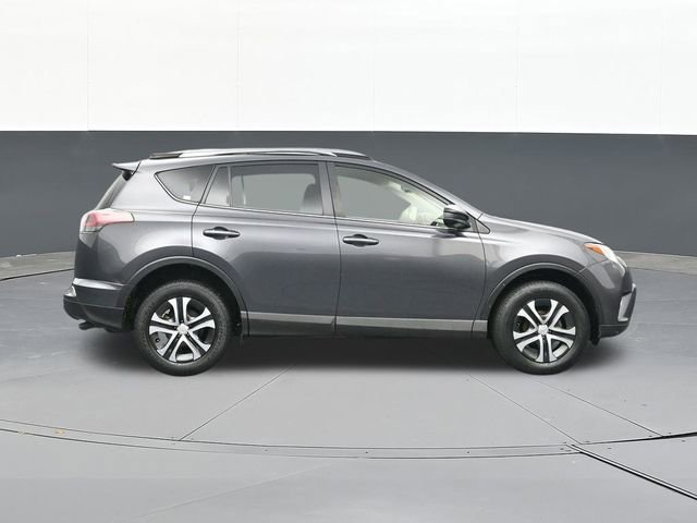 Used 2017 Toyota RAV4 LE image 16