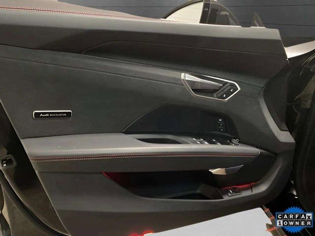 Used 2023 Audi RS e-tron GT image 19