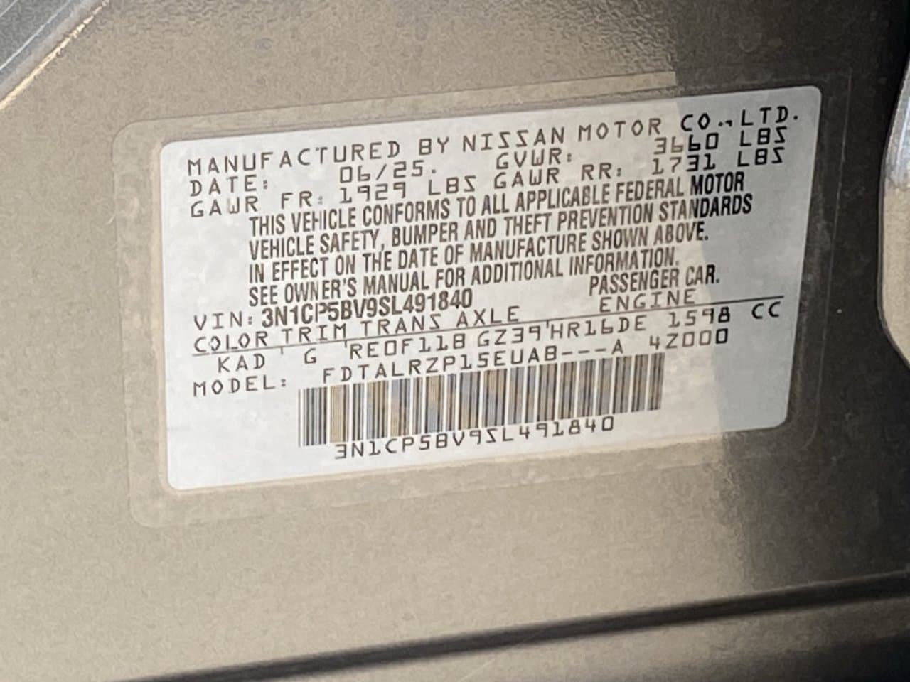 Certified 2025 Nissan Kicks Play S FWD image 34