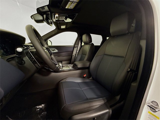 New 2026 Land Rover Range Rover Velar Dynamic SE image 11