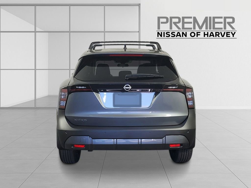 New 2026 Nissan Kicks SV w/ Cold Weather Package FWD image 4