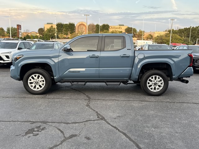 Used 2026 Toyota Tacoma SR5 AWD/4WD image 11