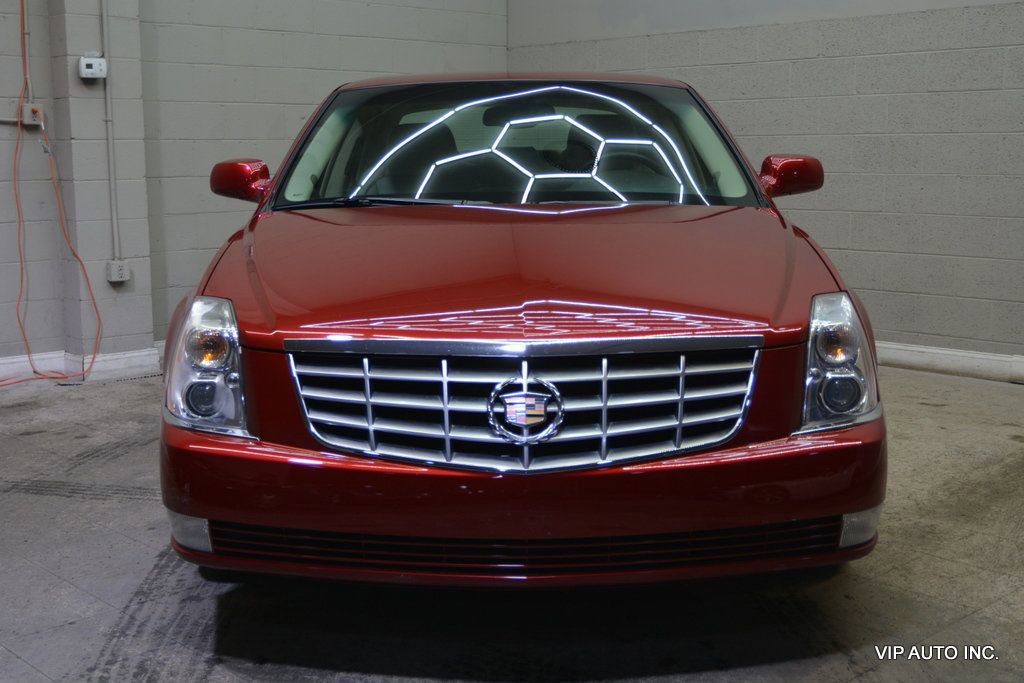 Used 2010 Cadillac DTS image 35