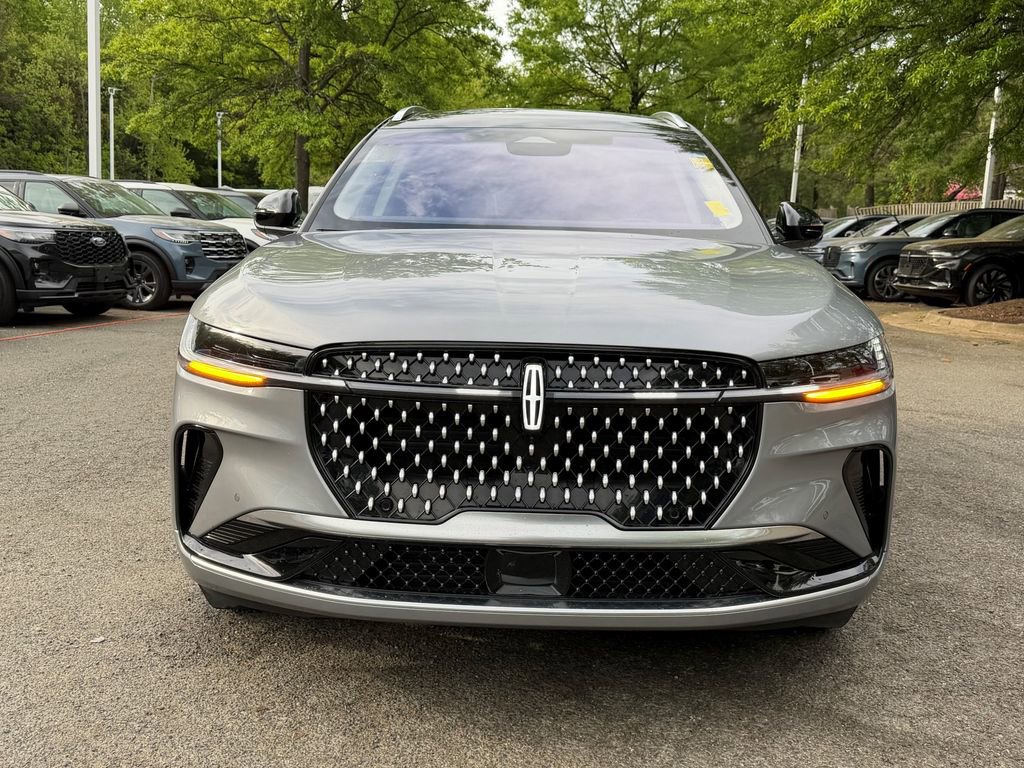 Certified 2024 Lincoln Nautilus Reserve AWD/4WD image 2