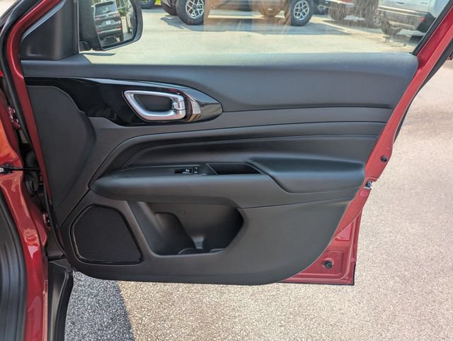 New 2026 Jeep Compass Latitude AWD/4WD image 31