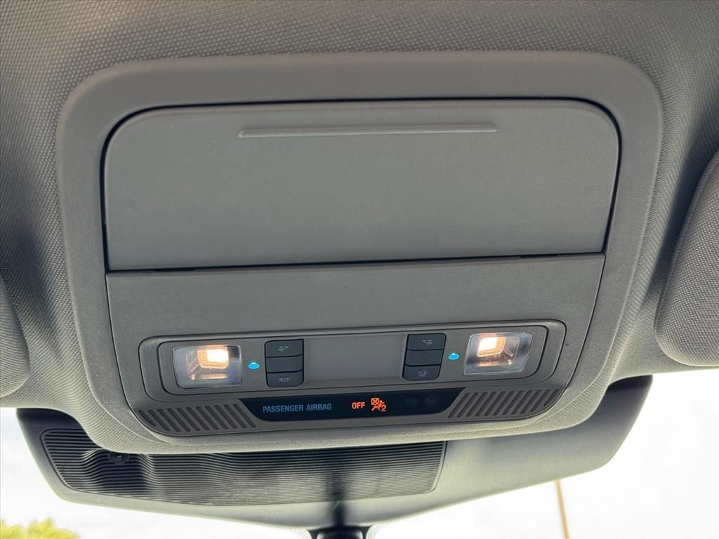 Used 2023 Ford Explorer XLT w/ Equipment Group 202A image 20