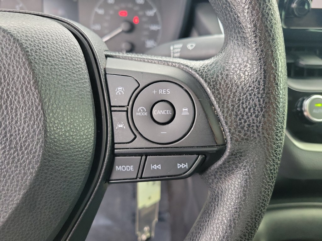 Used 2024 Toyota Corolla LE FWD image 20