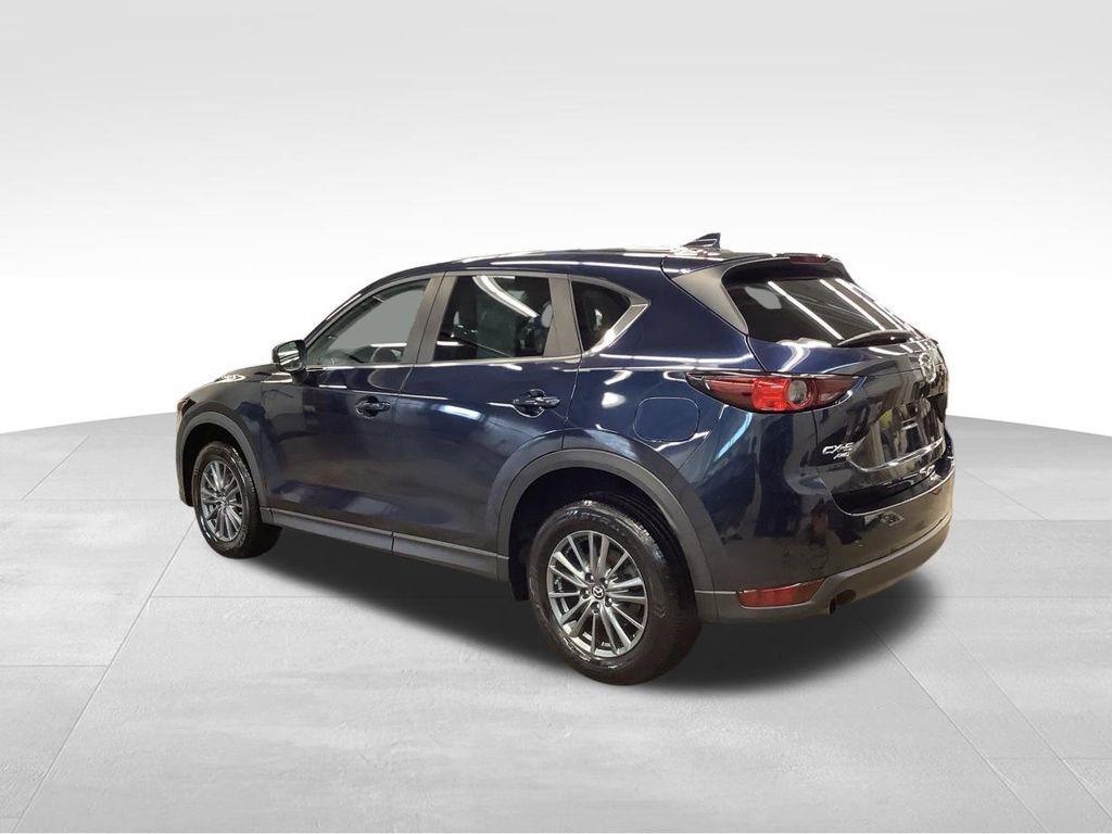 Used 2017 MAZDA CX-5 Touring w/ Preferred Equipment Package AWD/4WD image 4