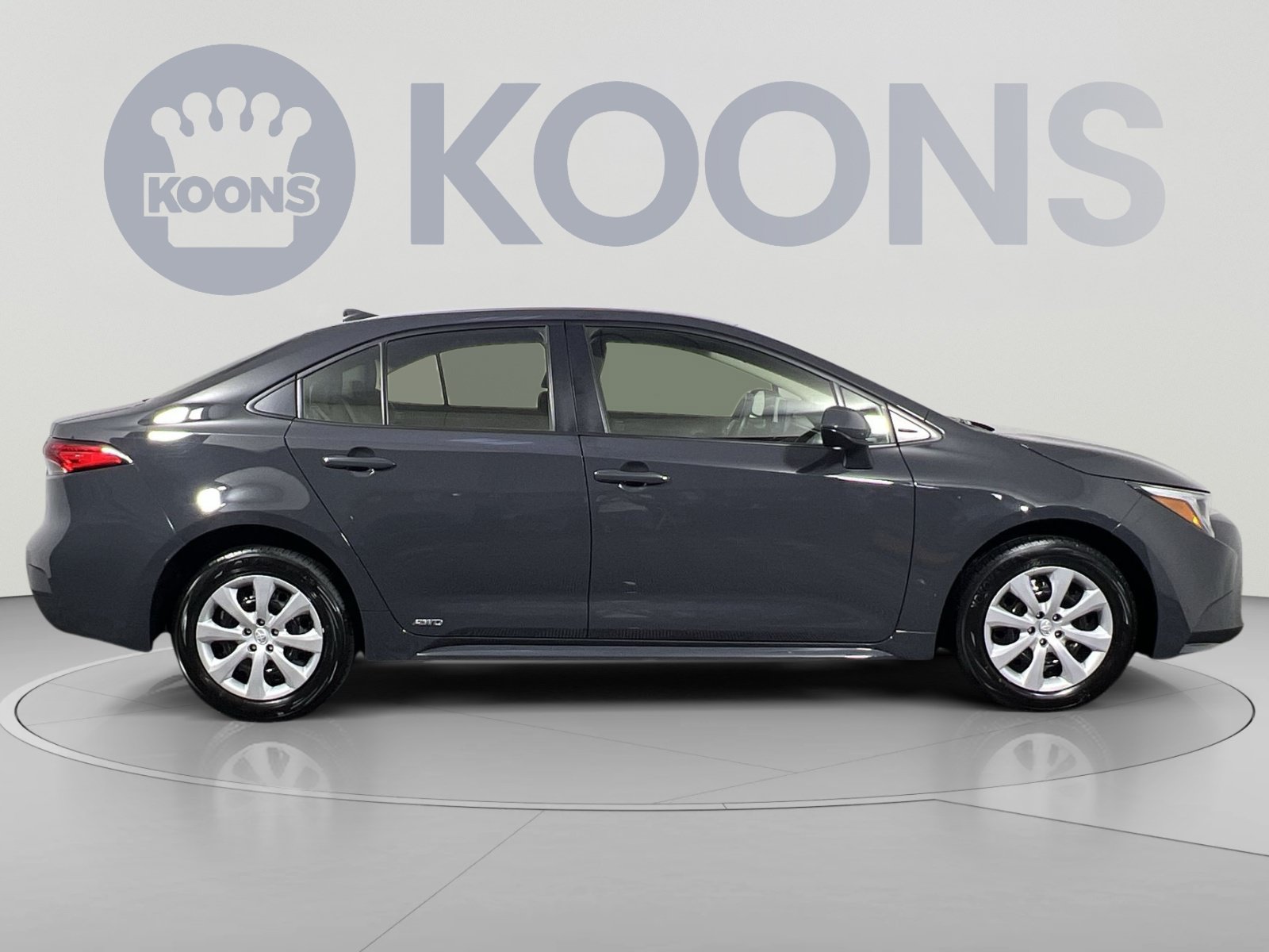 Used 2025 Toyota Corolla LE AWD/4WD image 12