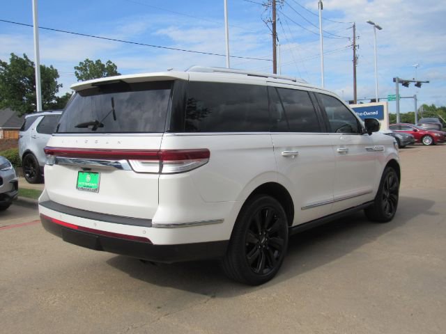 Used 2022 Lincoln Navigator Reserve image 8