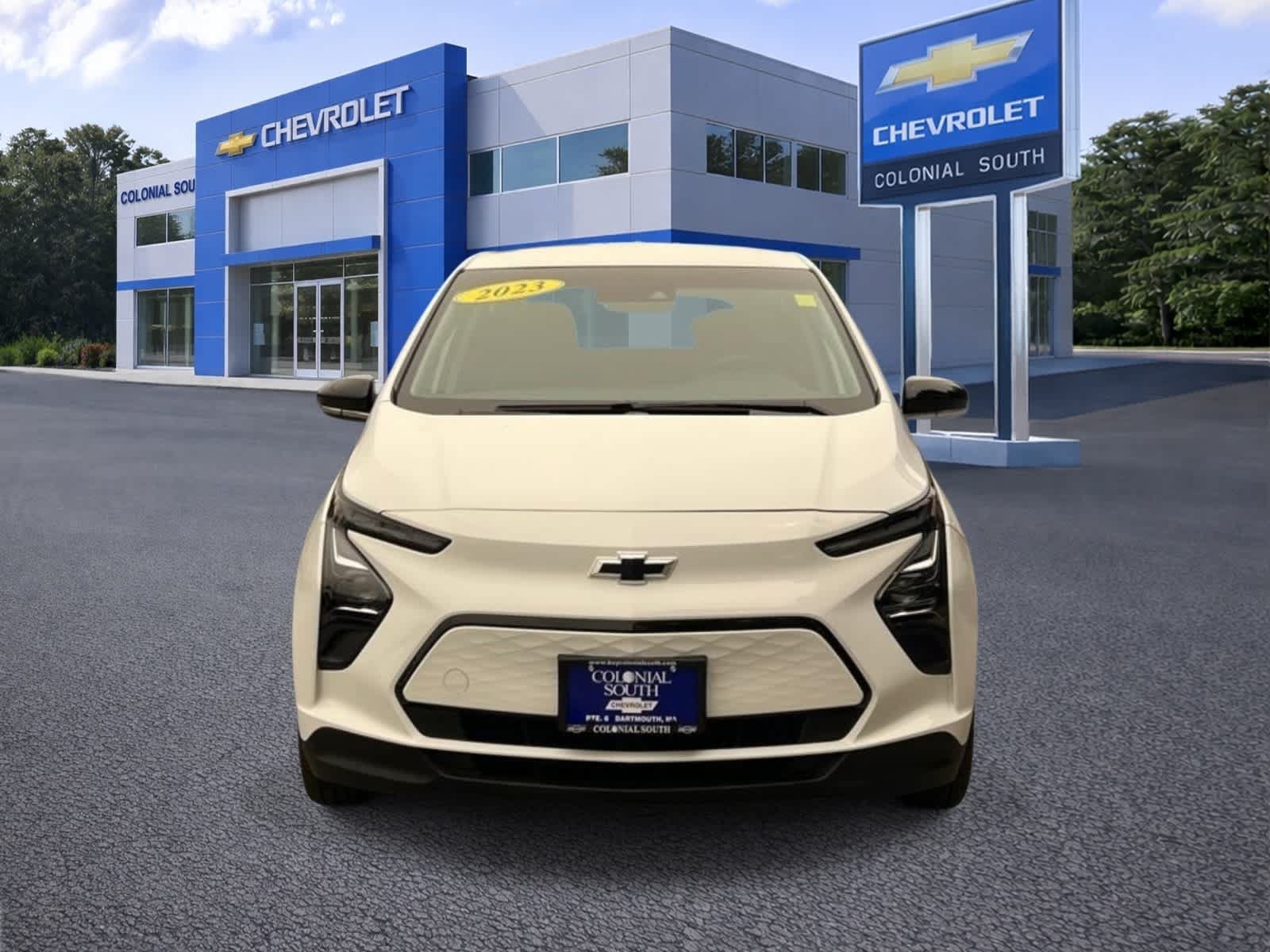 Certified 2023 Chevrolet Bolt LT w/ Driver Confidence Package FWD image 9