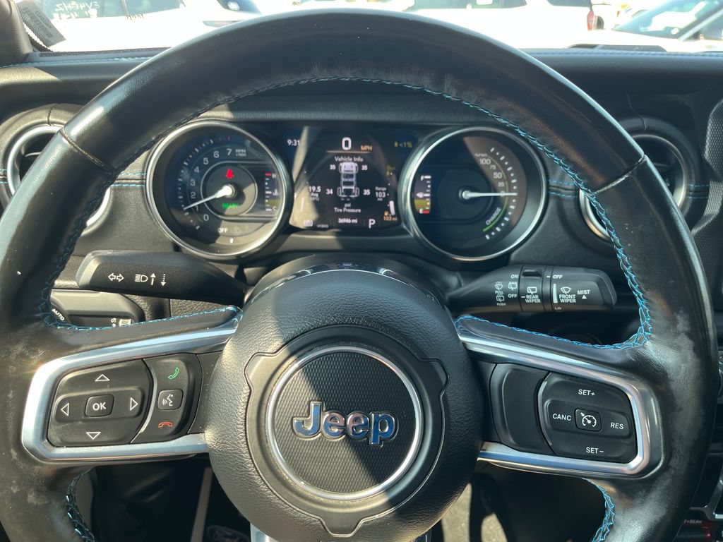 Used 2023 Jeep Wrangler Unlimited Rubicon 4xe w/ Cold Weather Group AWD/4WD image 14
