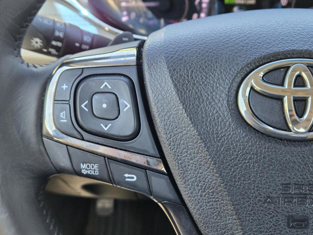Used 2014 Toyota Avalon XLE Touring FWD image 22