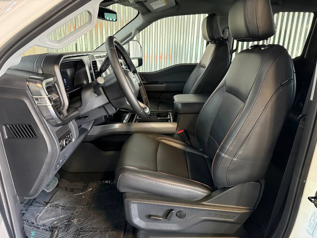 Used 2026 Ford F350 Lariat w/ Lariat Premium Package AWD/4WD image 11