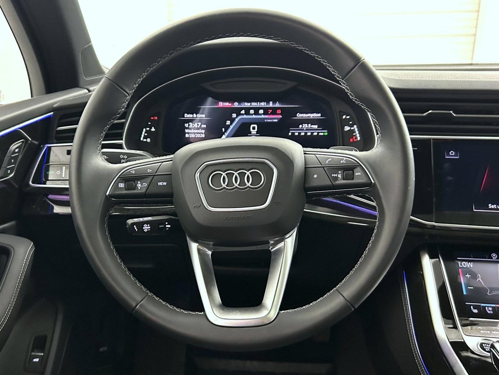Used 2025 Audi Q7 3.0T Premium Plus w/ Premium Plus Package AWD/4WD image 11