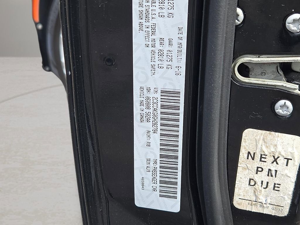 Used 2016 Chrysler 300 C image 27