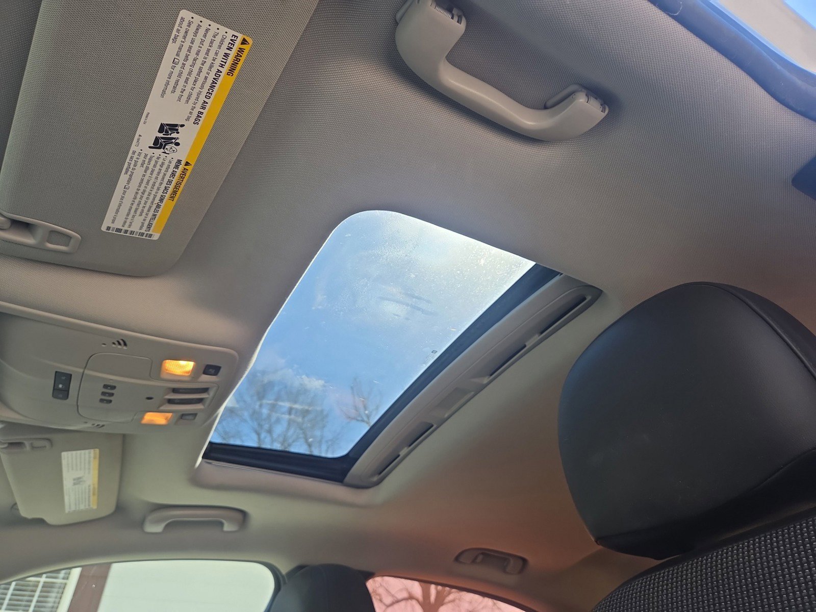 Used 2016 Chevrolet Malibu LT w/ Power Convenience Package image 24