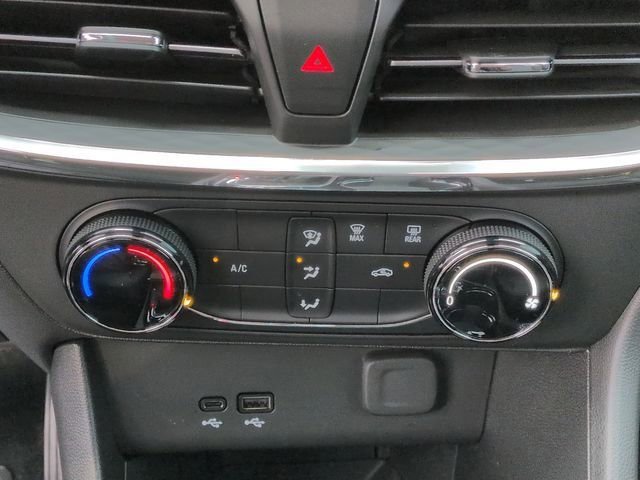 New 2026 Buick Encore GX Preferred image 9