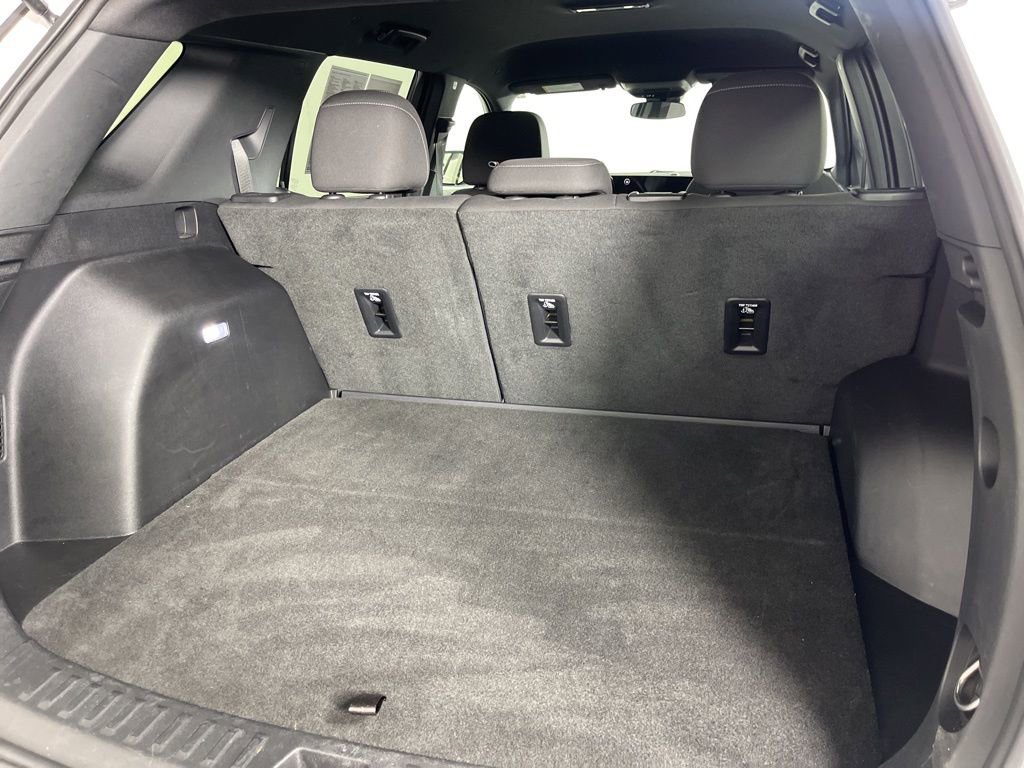 Certified 2025 Chevrolet Equinox LT FWD image 8