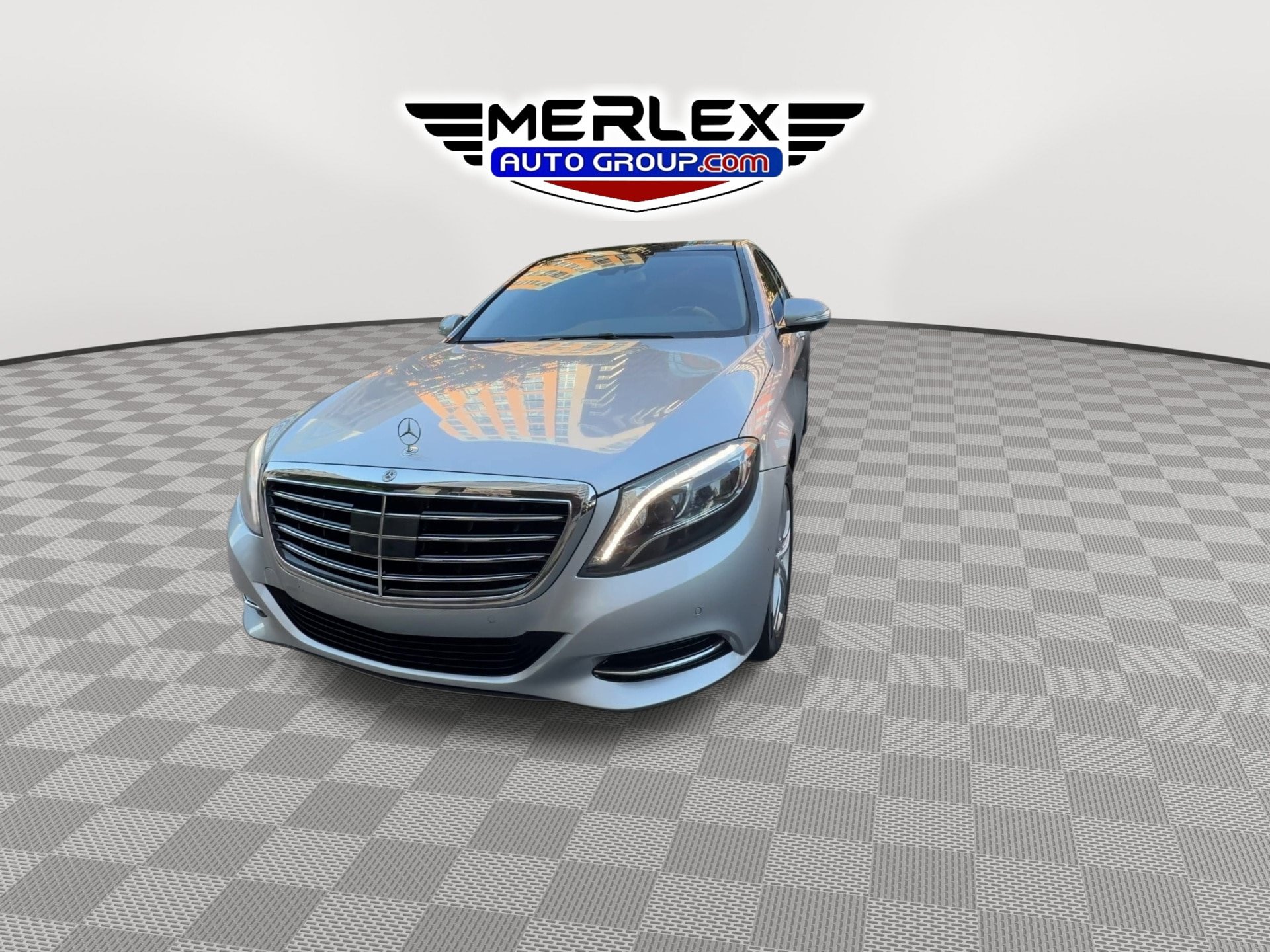 Used 2017 Mercedes-Benz S 550 4MATIC Sedan image 3