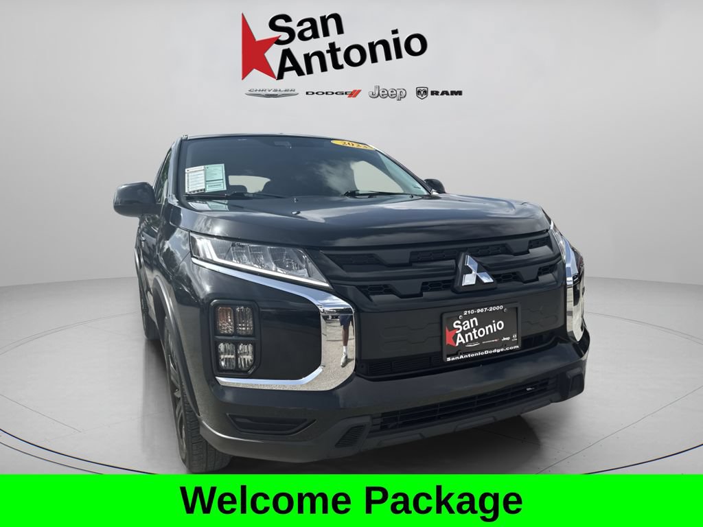 Used 2023 Mitsubishi Outlander Sport LE AWD/4WD image 3