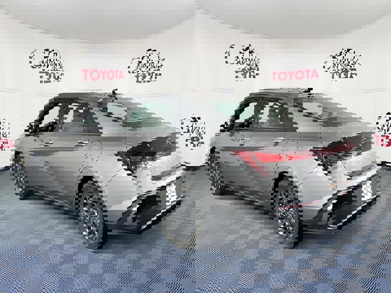 Used 2024 Hyundai Elantra SEL image 5