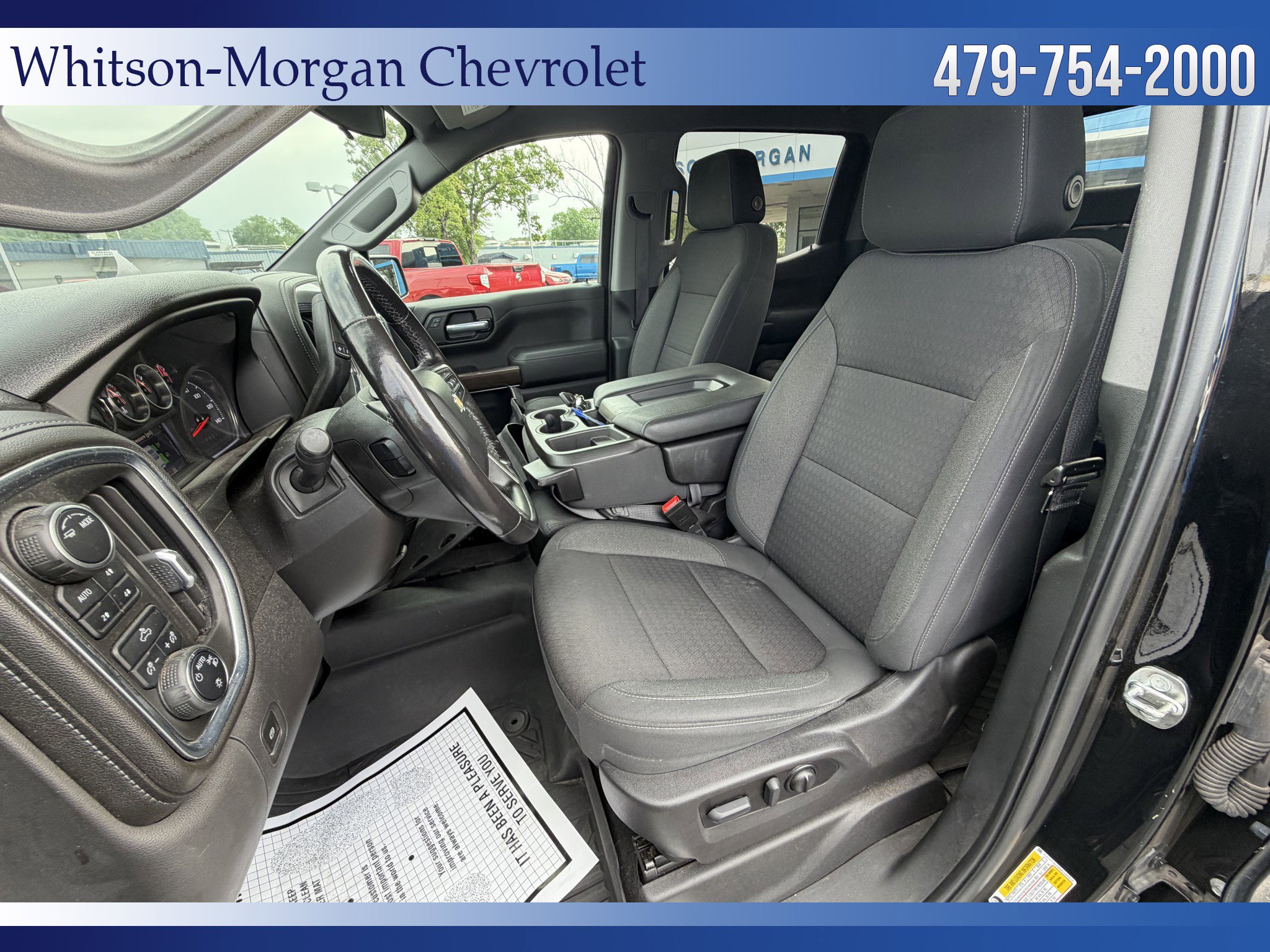Used 2022 Chevrolet Silverado 1500 LT AWD/4WD image 9