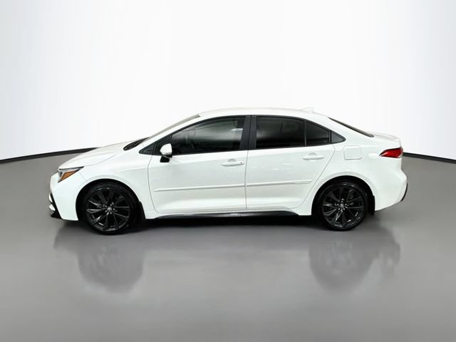 Used 2024 Toyota Corolla SE FWD image 4