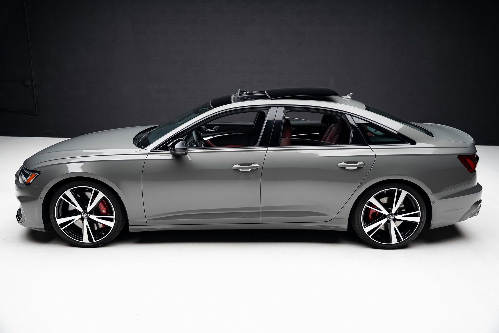 Used 2023 Audi S6 Premium Plus w/ Premium Plus Package image 16