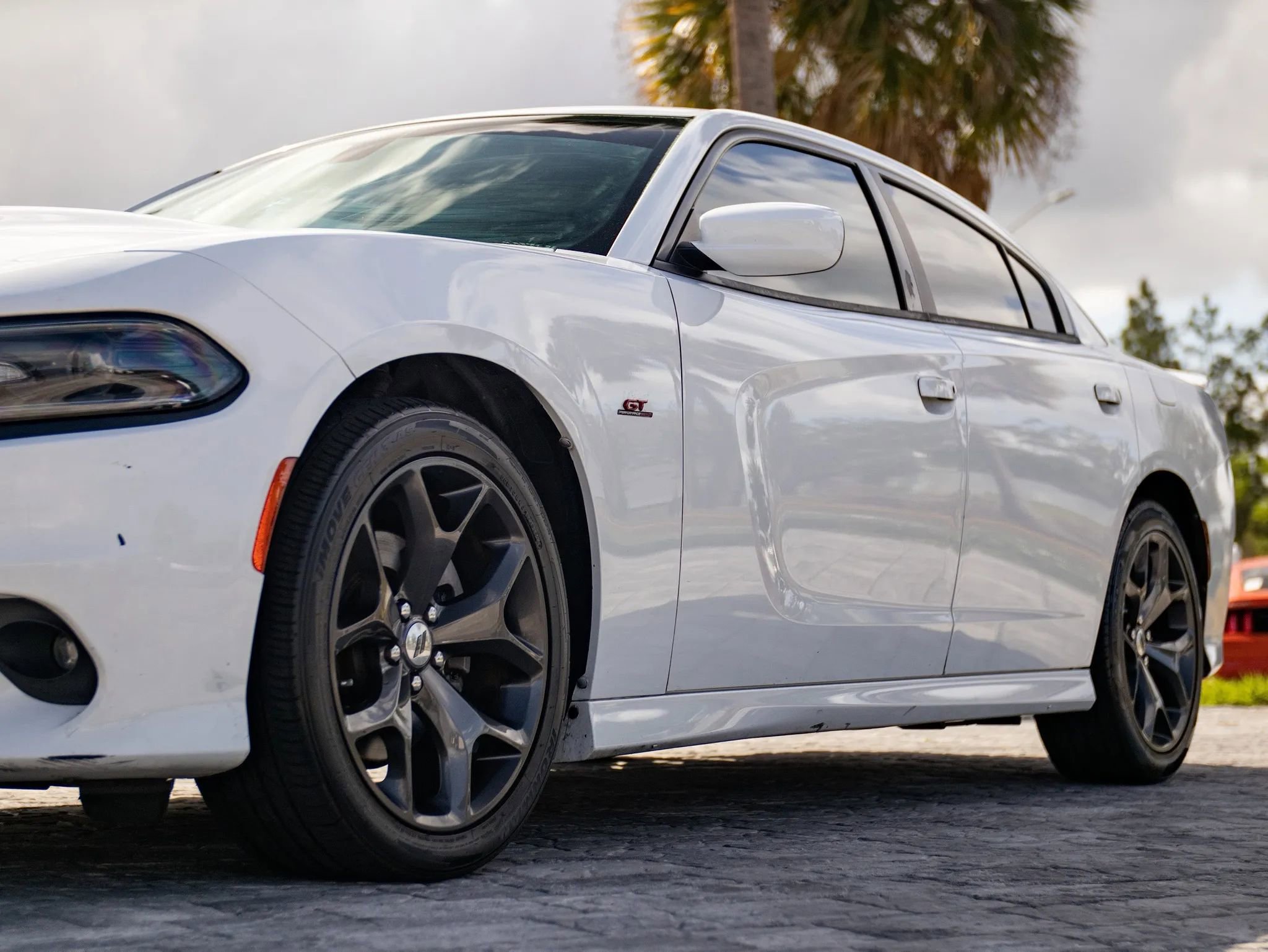 Used 2019 Dodge Charger GT RWD image 9