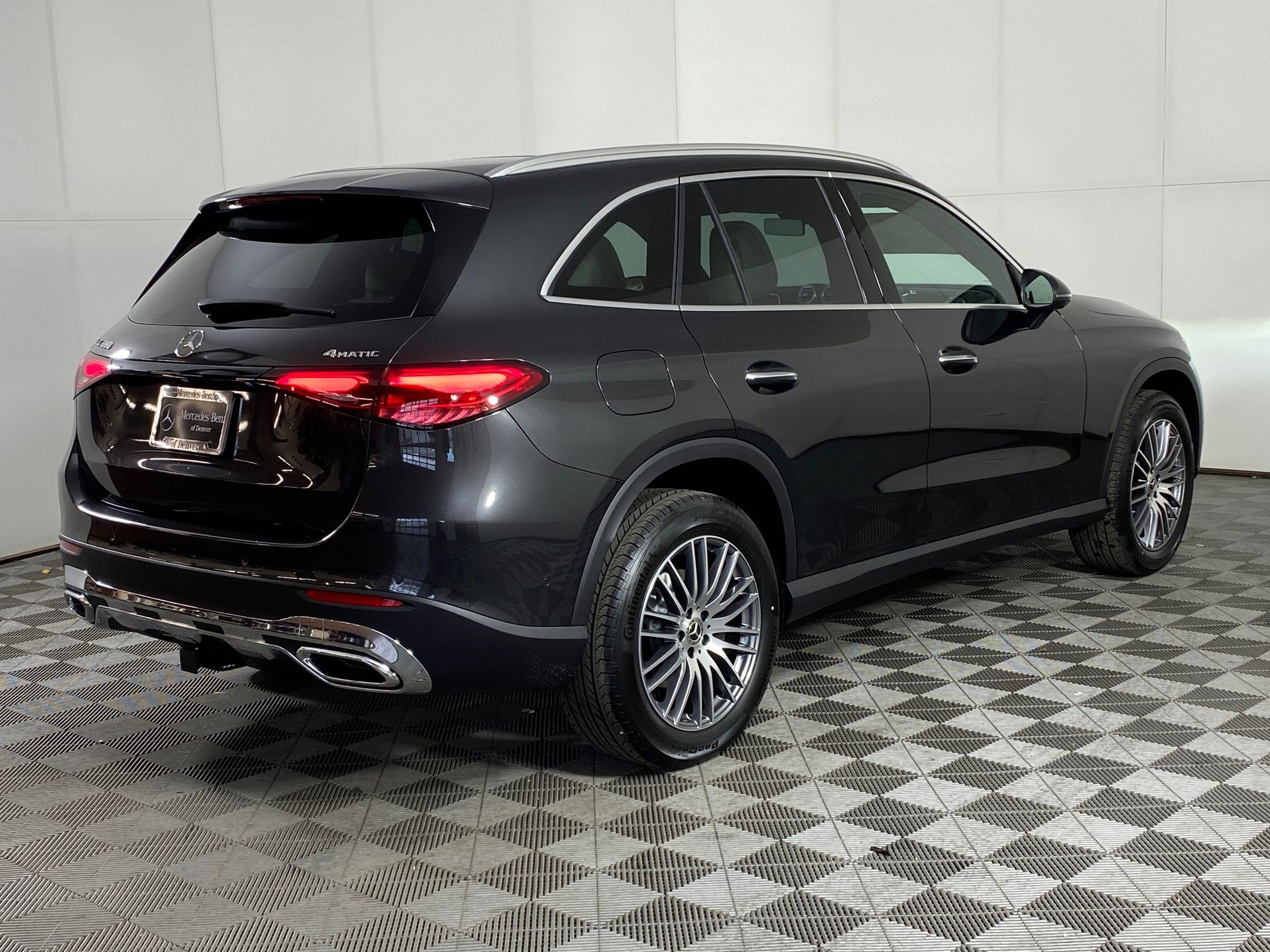 Used 2026 Mercedes-Benz GLC 300 4MATIC image 8