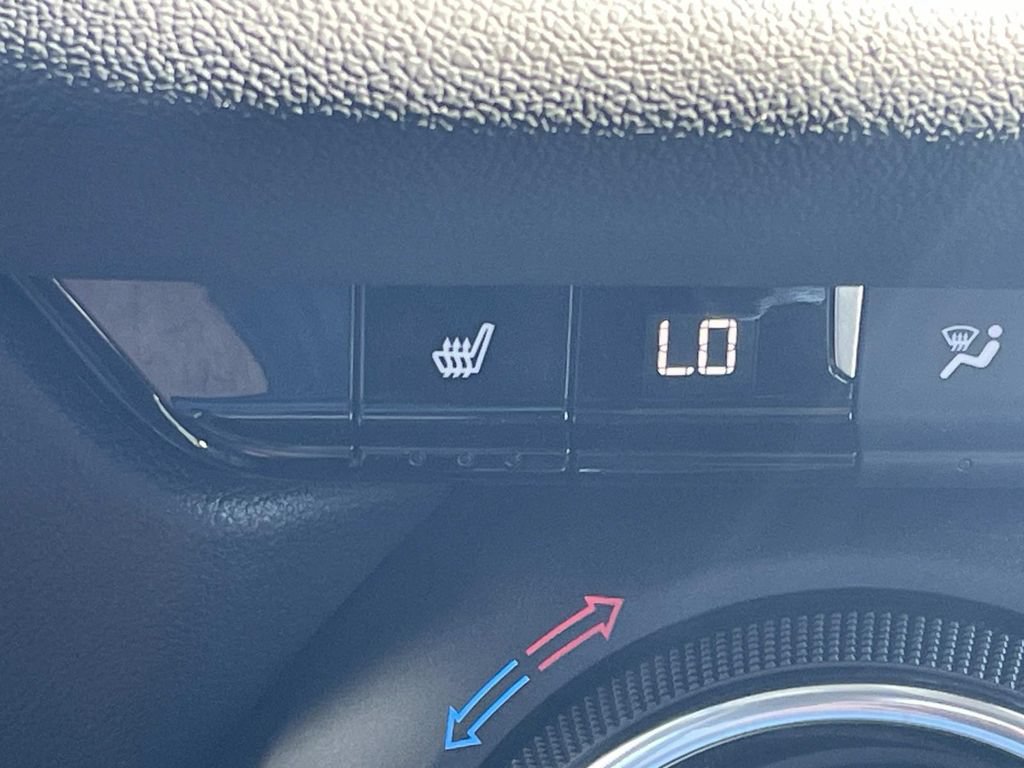 New 2026 Chevrolet Blazer LT w/ Convenience Package FWD image 23