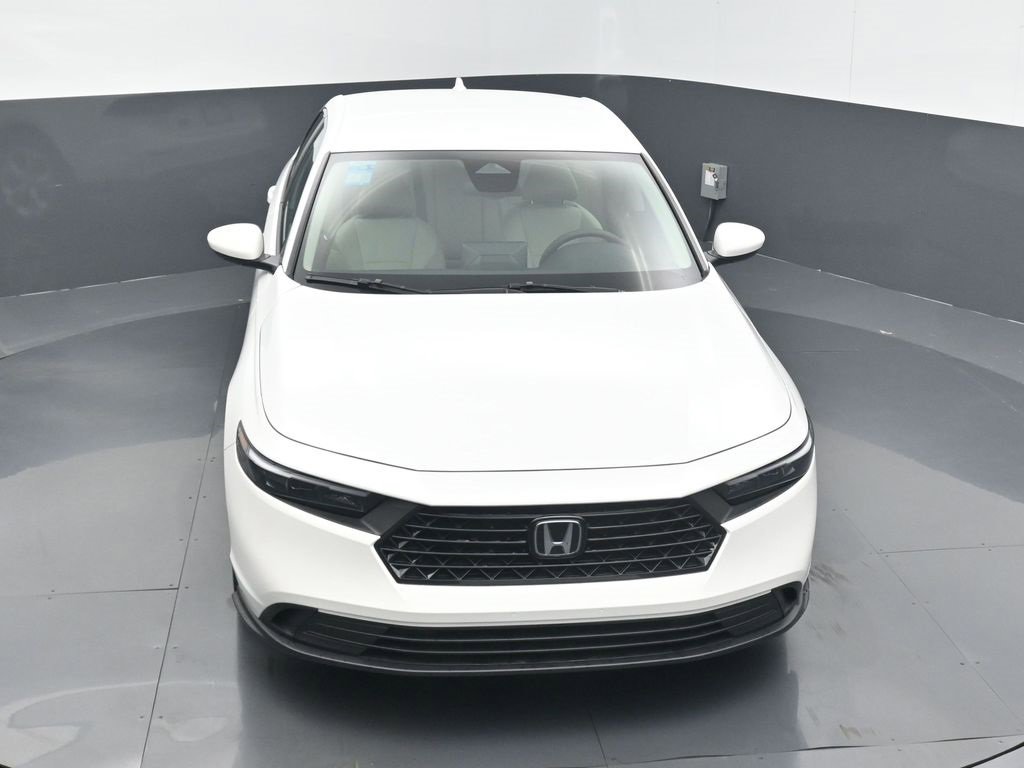 Certified 2025 Honda Accord LX image 6