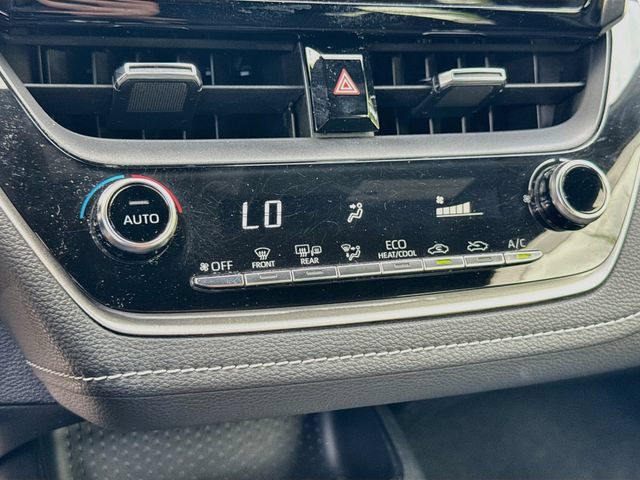 Used 2022 Toyota Corolla SE FWD image 19
