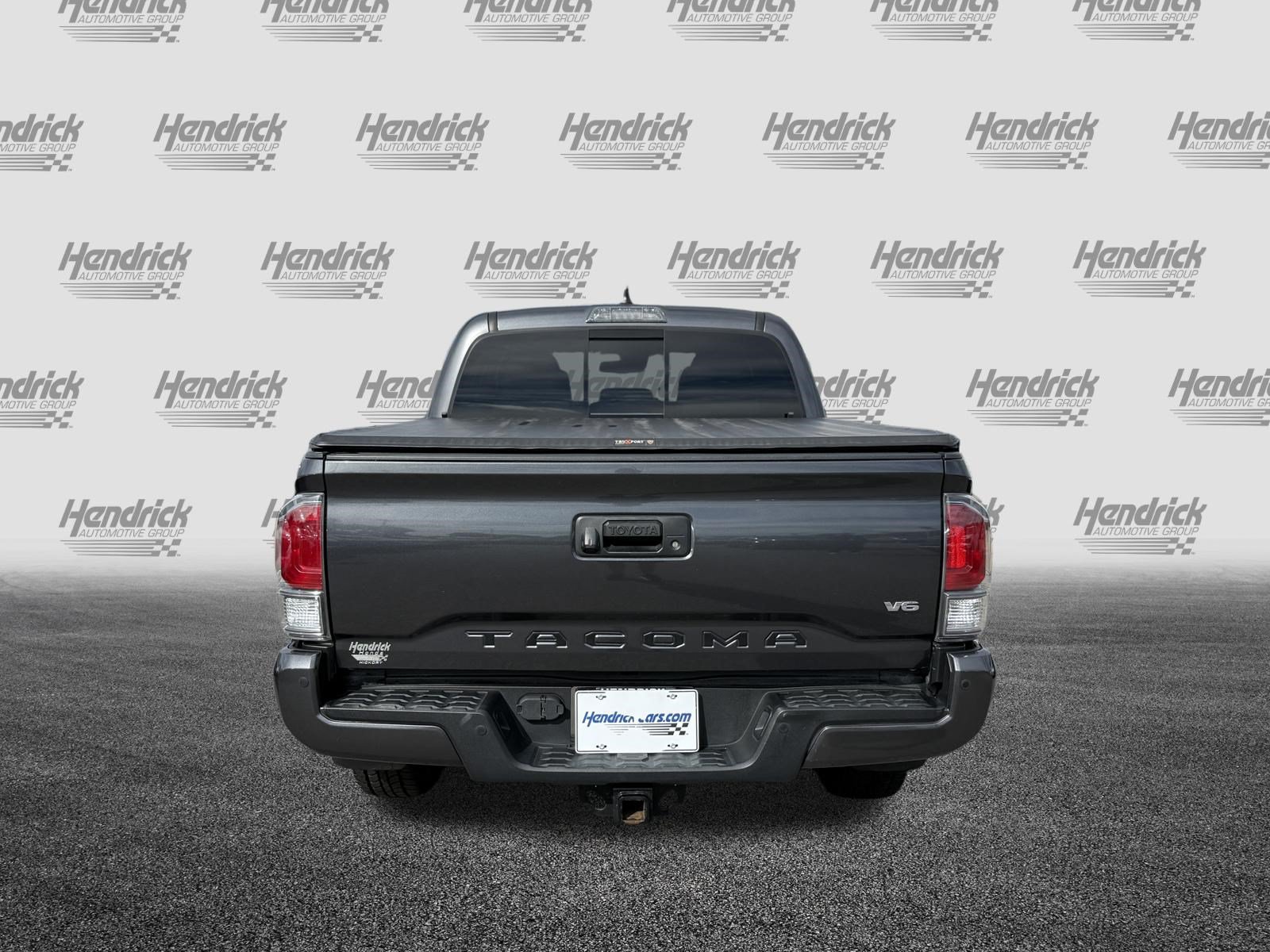 Used 2021 Toyota Tacoma TRD Off-Road w/ Technology Package AWD/4WD image 9