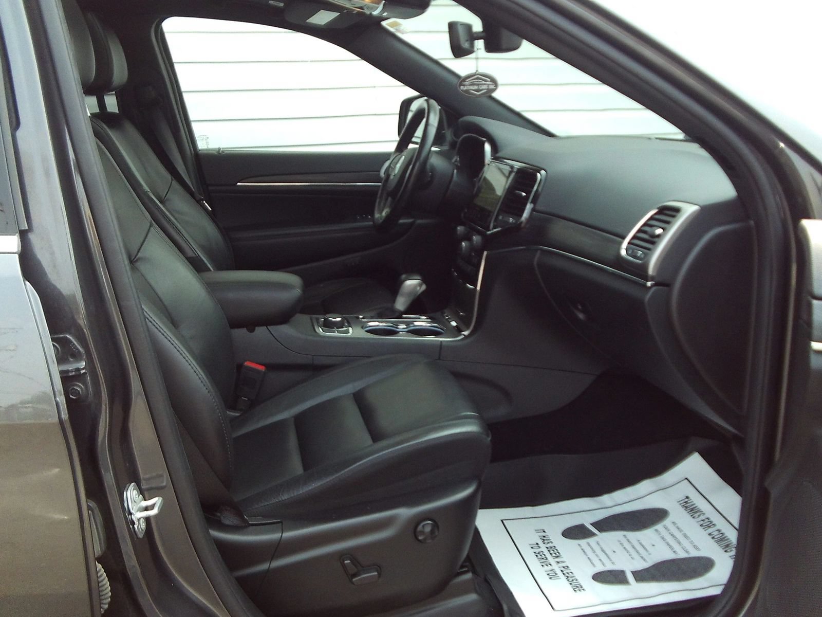 Used 2021 Jeep Grand Cherokee Limited AWD/4WD image 26