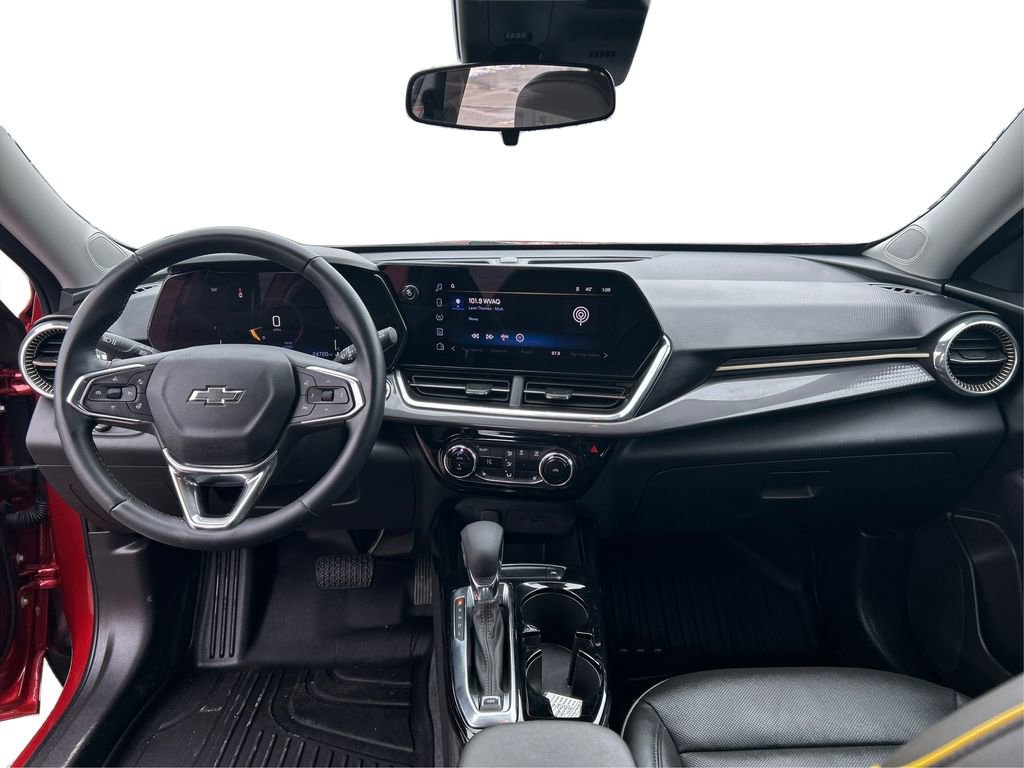 Used 2024 Chevrolet Trax ACTIV image 28