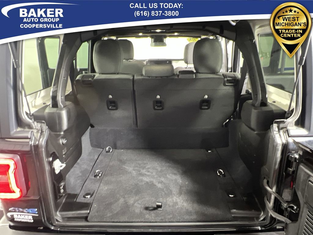 Used 2024 Jeep Wrangler Unlimited w/ Convenience Group image 25