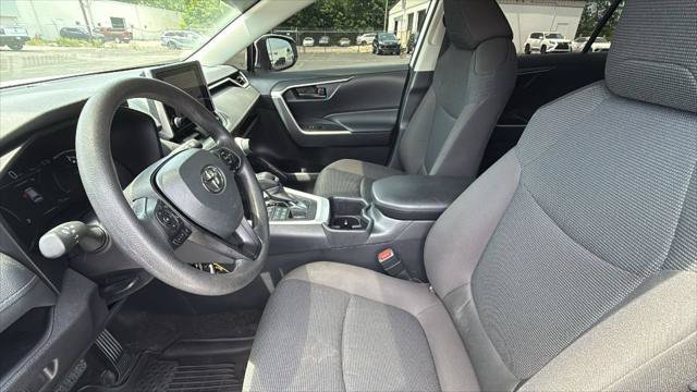 Certified 2025 Toyota RAV4 LE AWD/4WD image 29