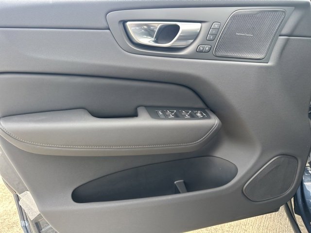New 2026 Volvo XC60 B5 Plus w/ Climate Package image 13
